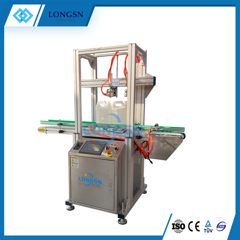 Automatic plastic bottle leak tester